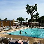 Tribord Dix Neuf Camping Le Grau-du-Roi
